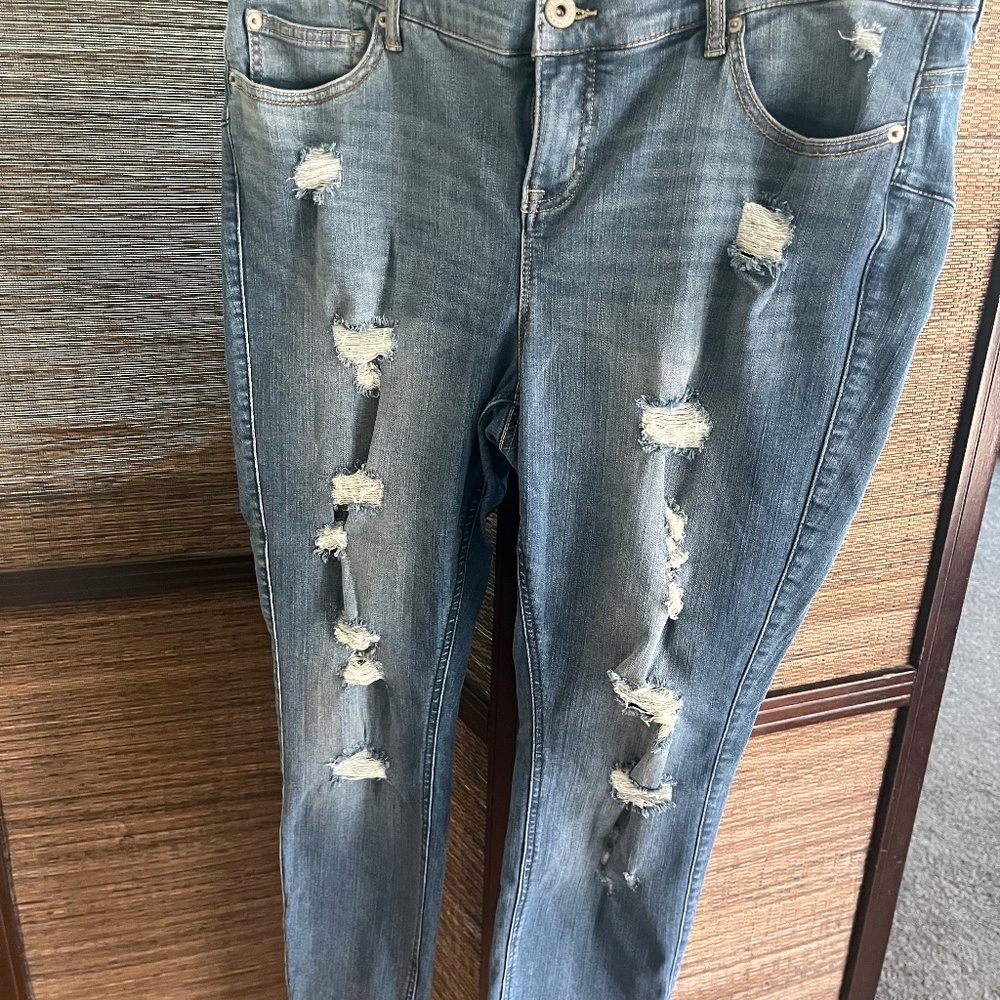 Torrid Bombsheel skinny size 18S